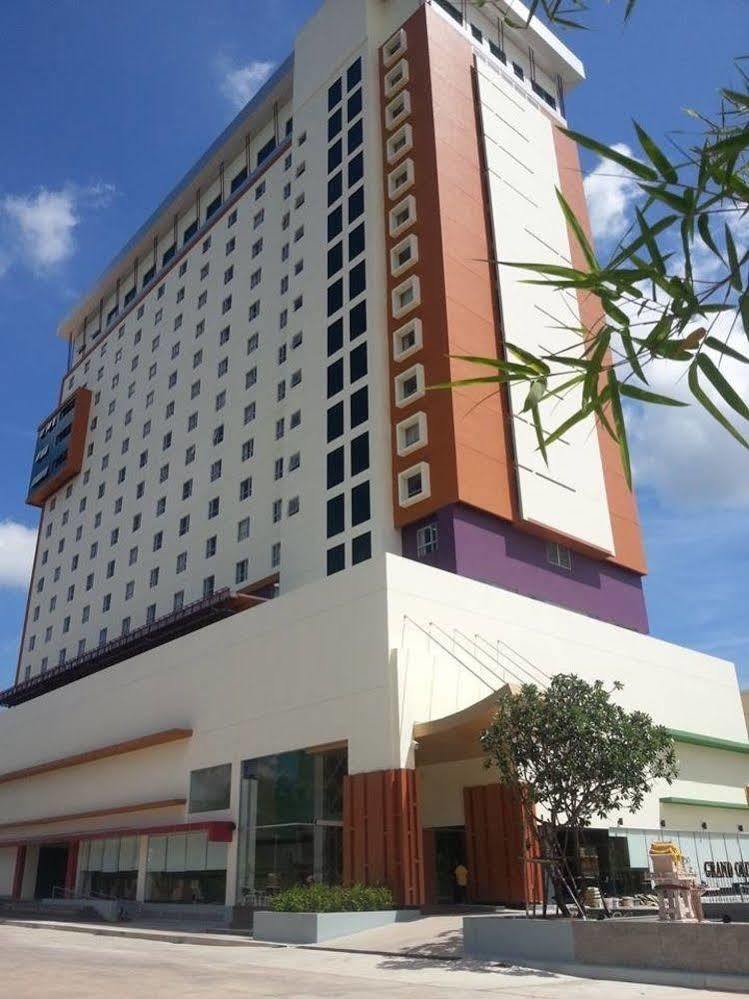 Grand Oliver Hotel Danok Sadao Exterior photo