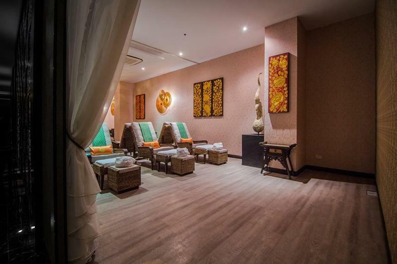 Grand Oliver Hotel Danok Sadao Exterior photo