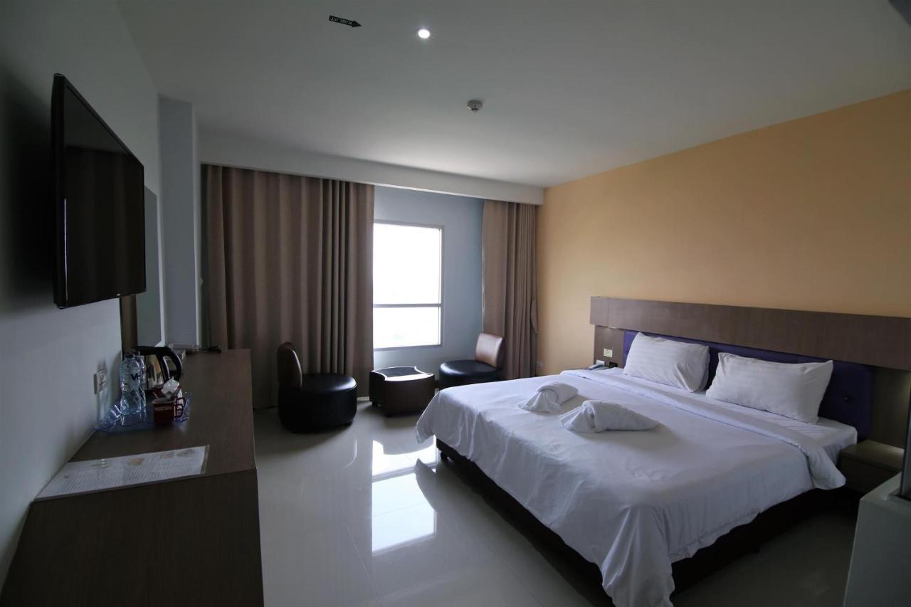 Grand Oliver Hotel Danok Sadao Exterior photo